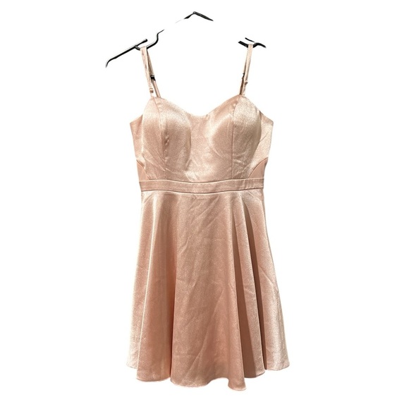 Tan colored forever 21 dress size Small - Picture 1 of 9